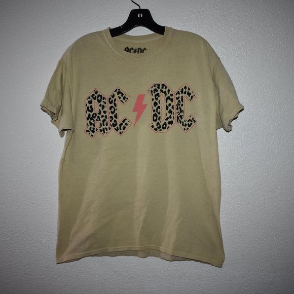 acdc Tops - ACDC Graphic Tee Leopard PRINT Size OX